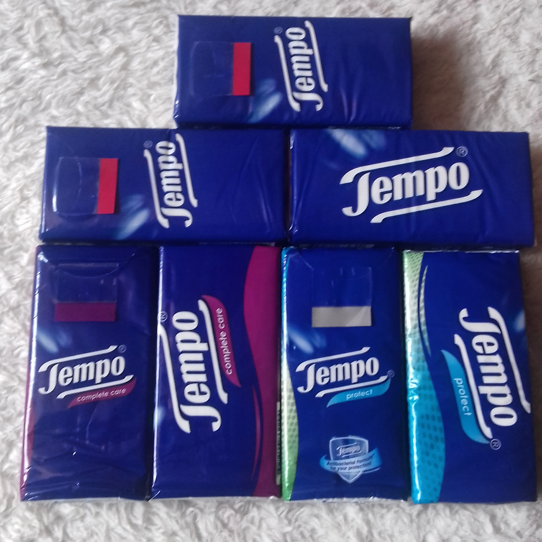 30 Tempo pocket tissues